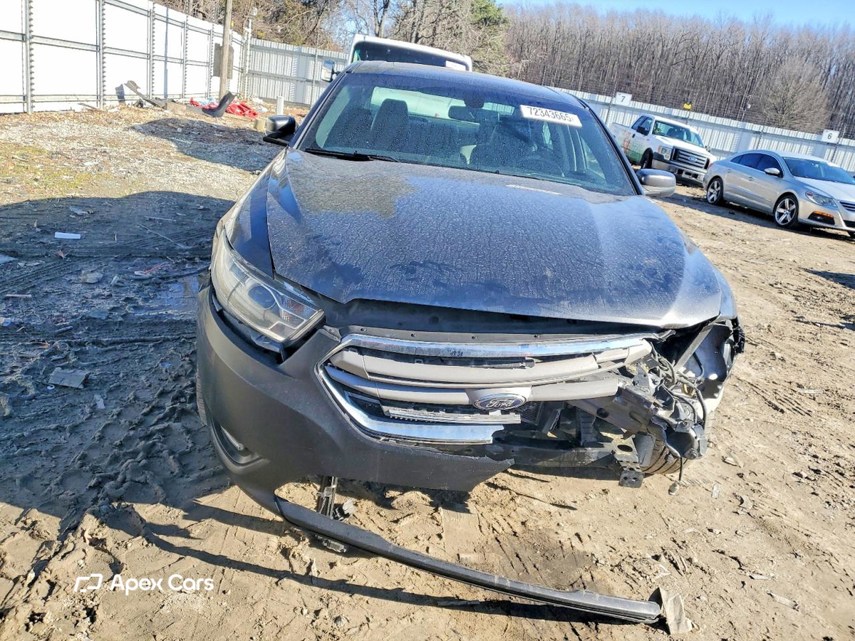 Ford Taurus 2018
