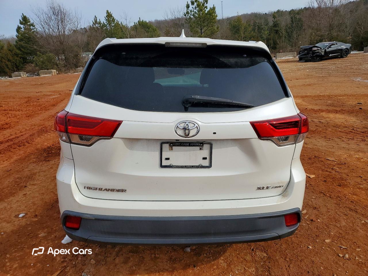 Toyota Highlander 2018