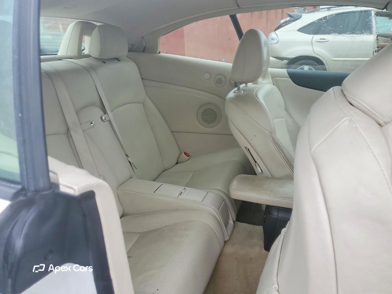 Lexus IS 2010