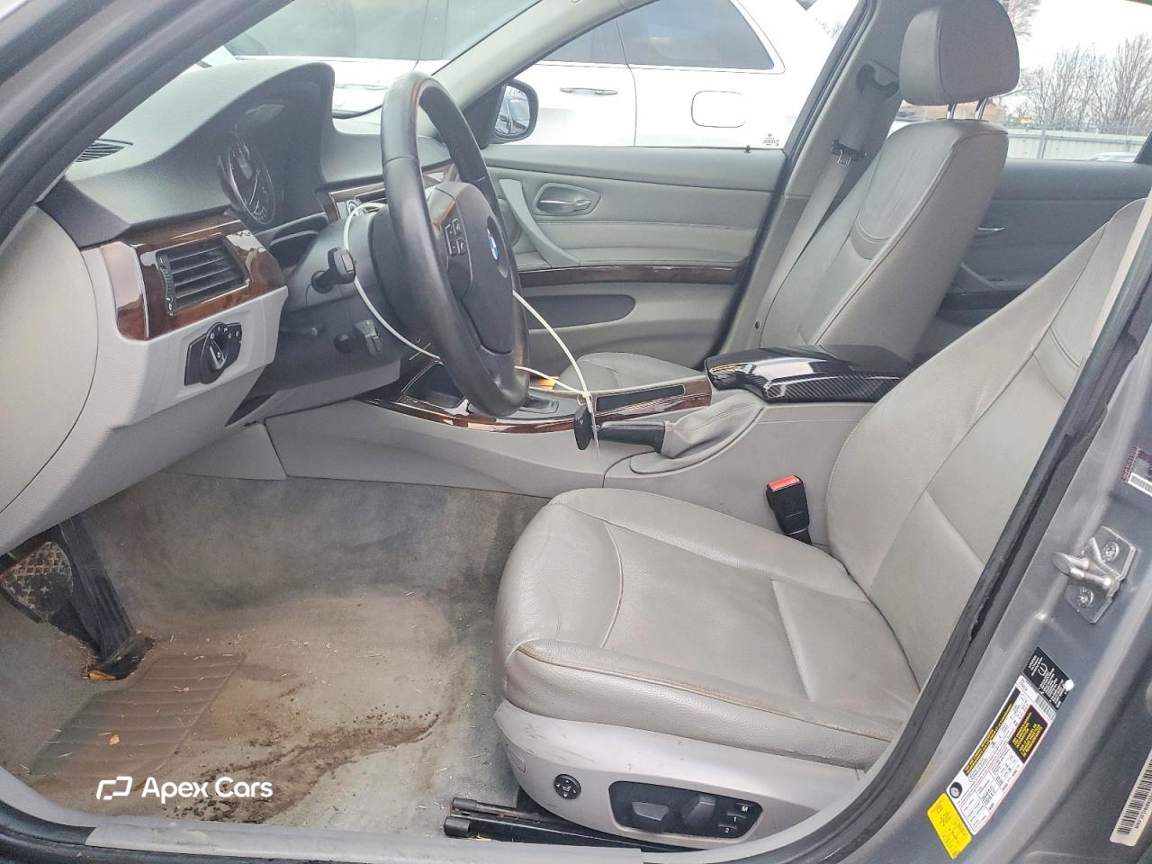 BMW Series 3 2011