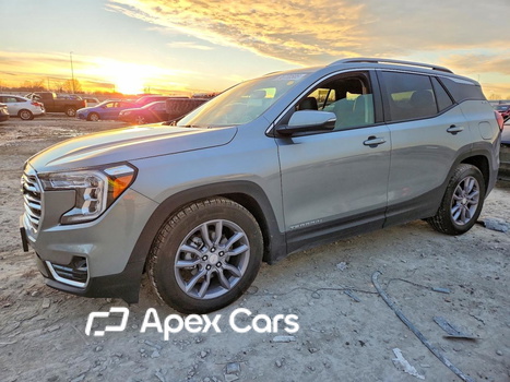 GMC Terrain 2024 - Image 1 of 14