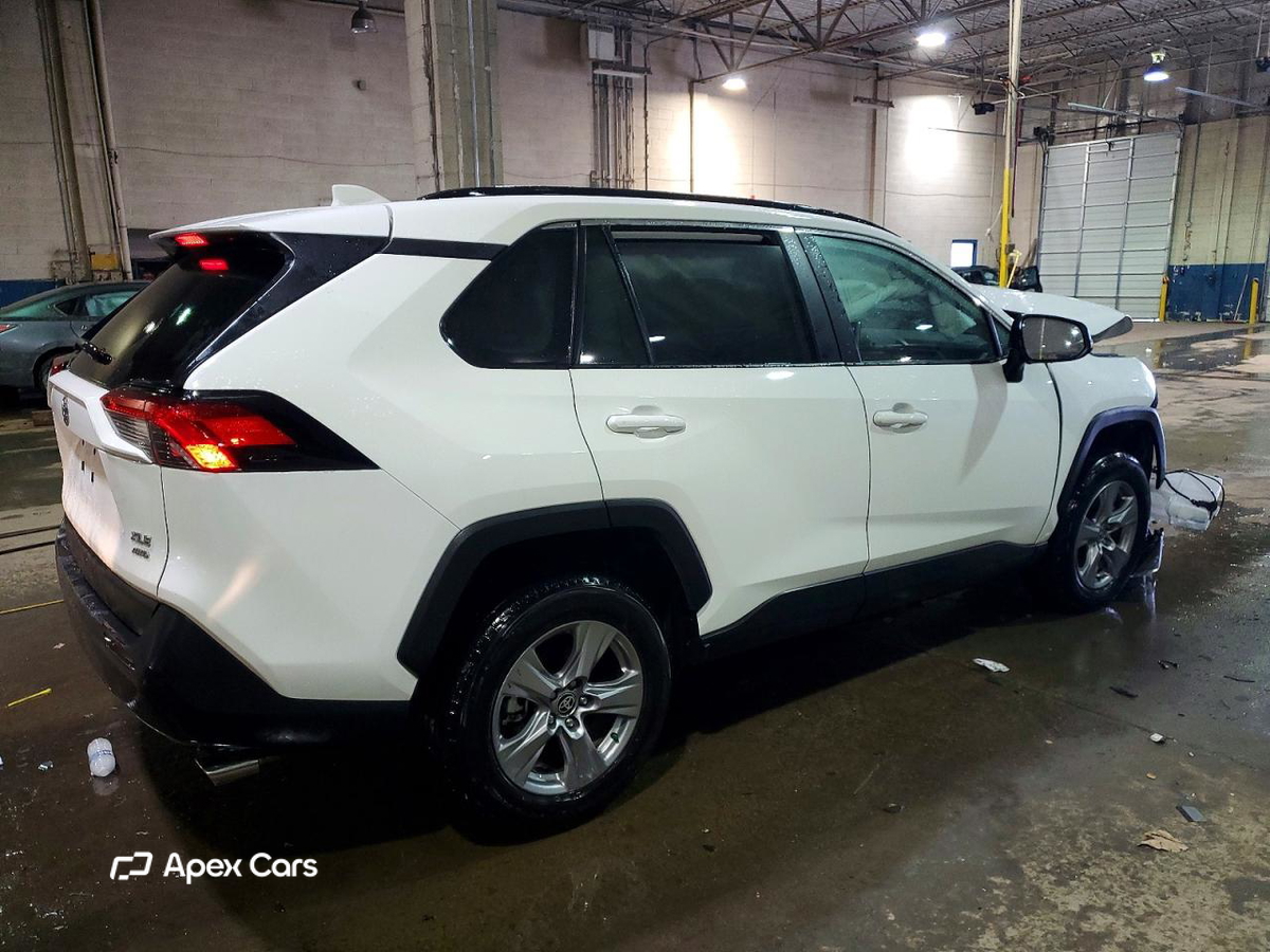 Toyota RAV 4 2025