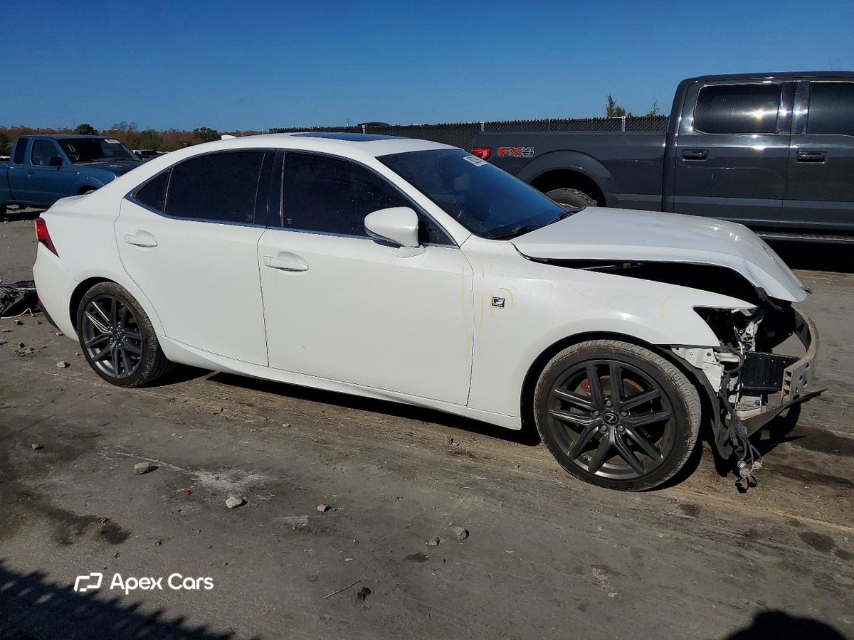 Lexus IS 2015