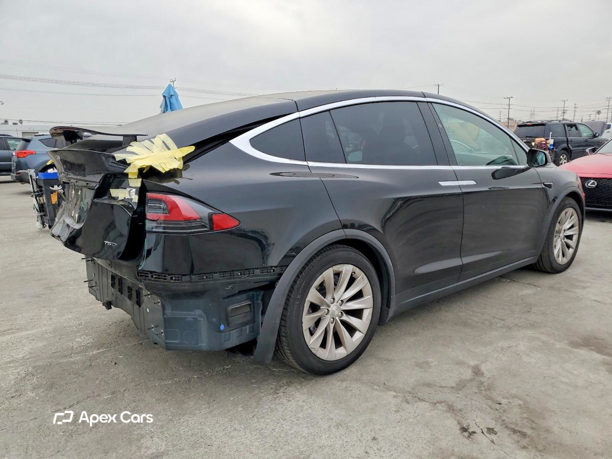 Tesla Model X 2017