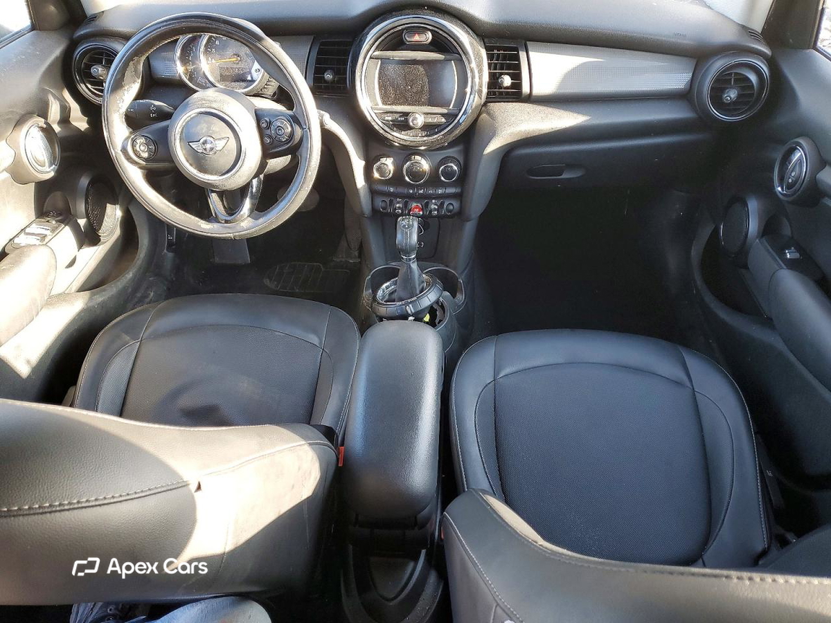MINI Cooper 2015