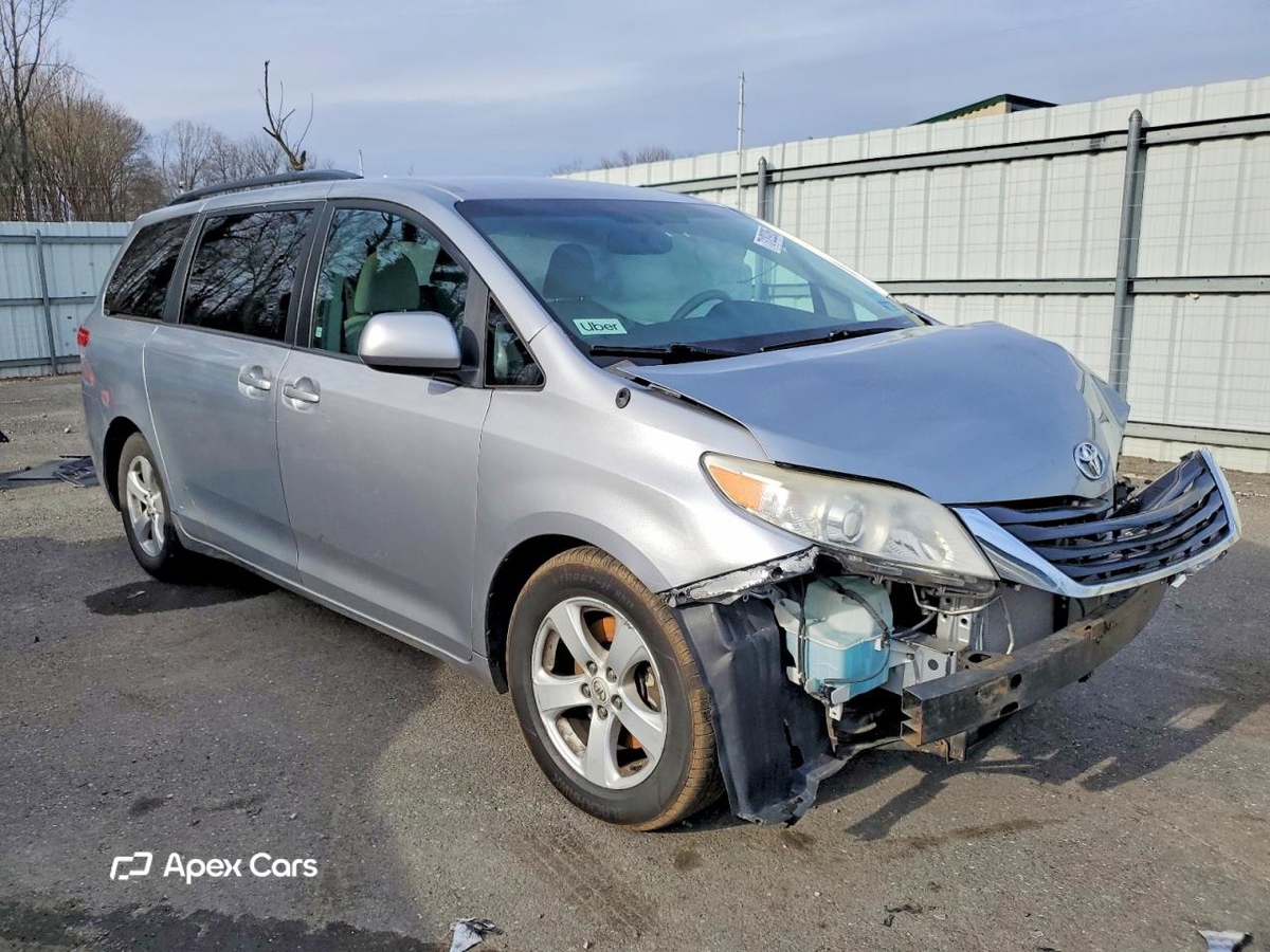 Toyota Sienna 2012