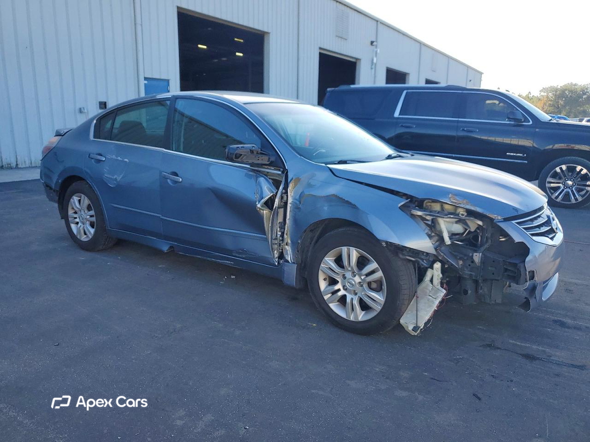 Nissan Altima 2012
