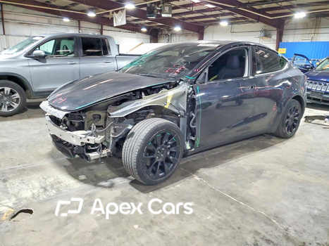 Tesla Model Y 2024 - Zdjęcie 1 z 12