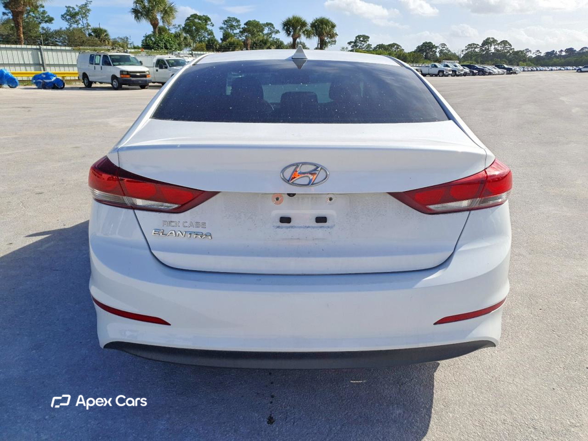 Hyundai Elantra 2018