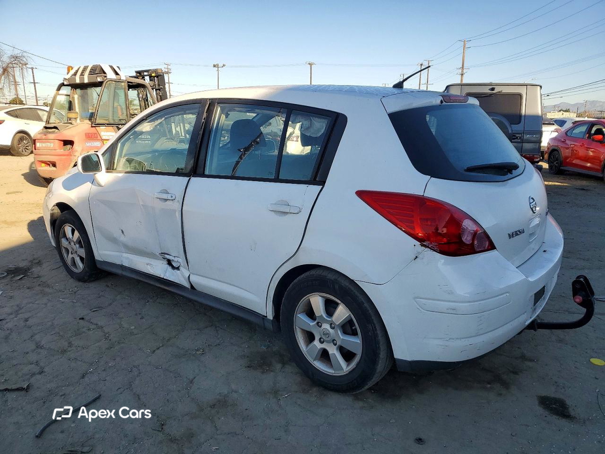Nissan Versa 2012