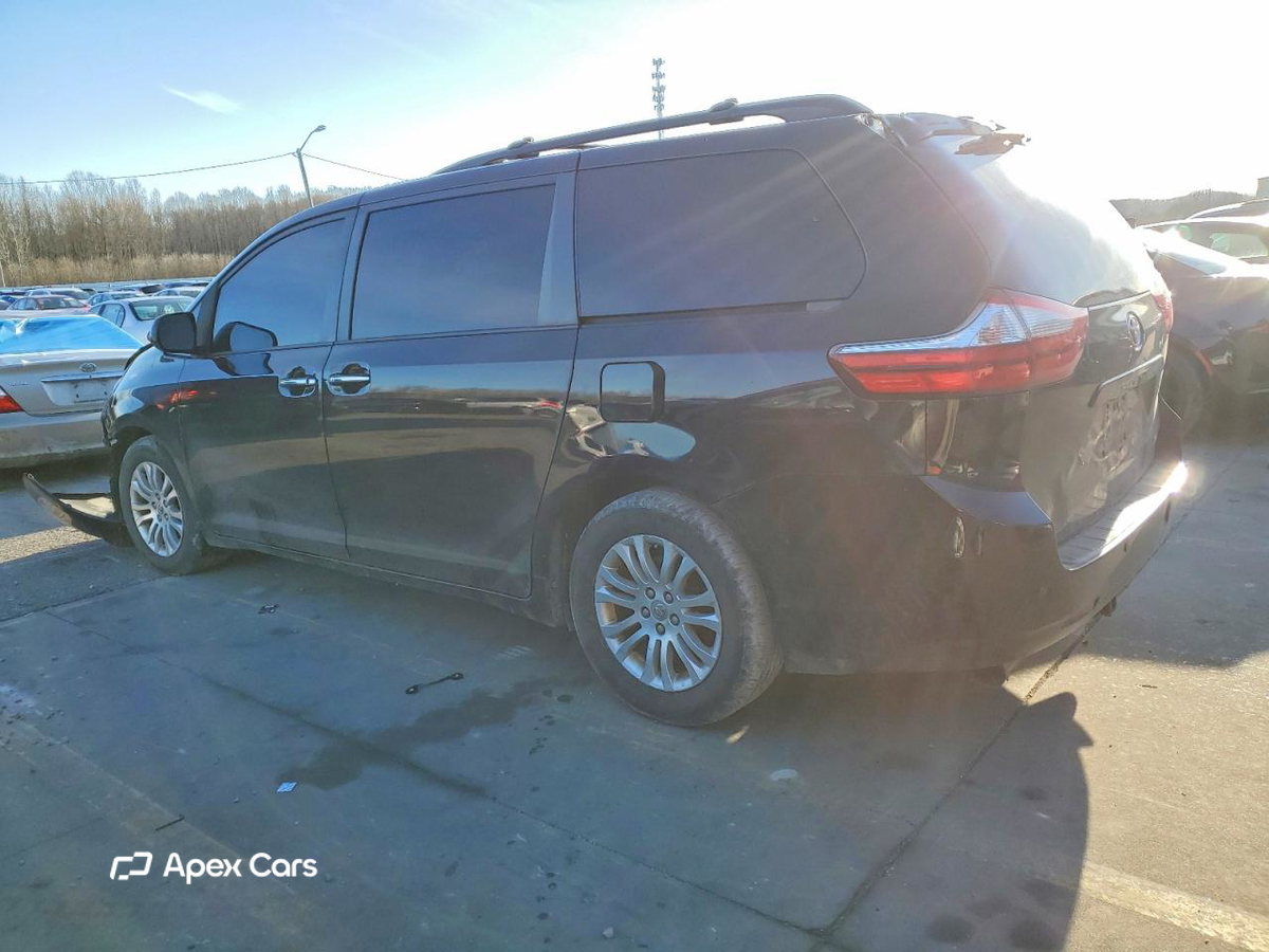 Toyota Sienna 2015