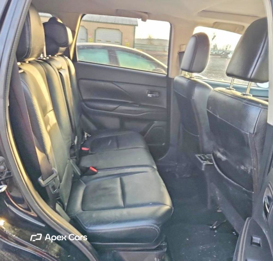 Mitsubishi Outlander 2014