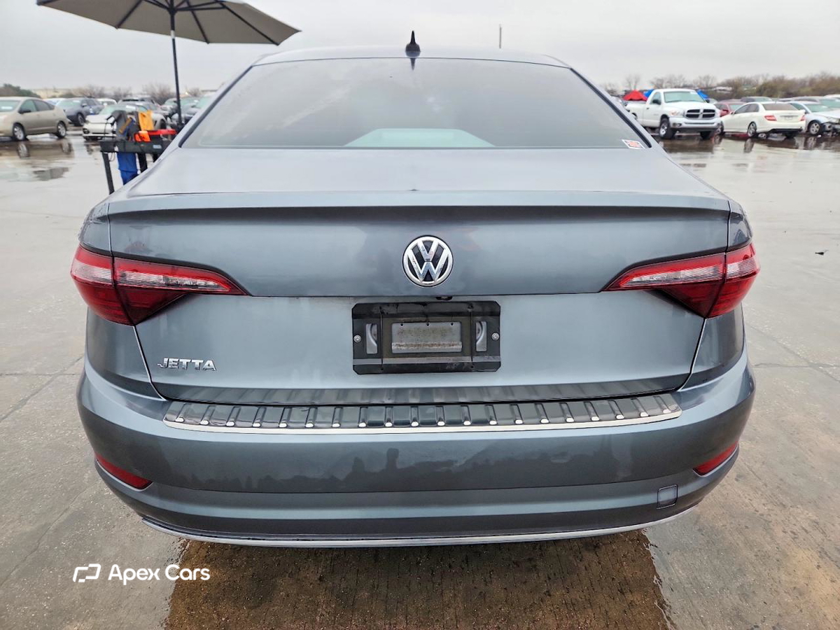 Volkswagen Jetta 2021