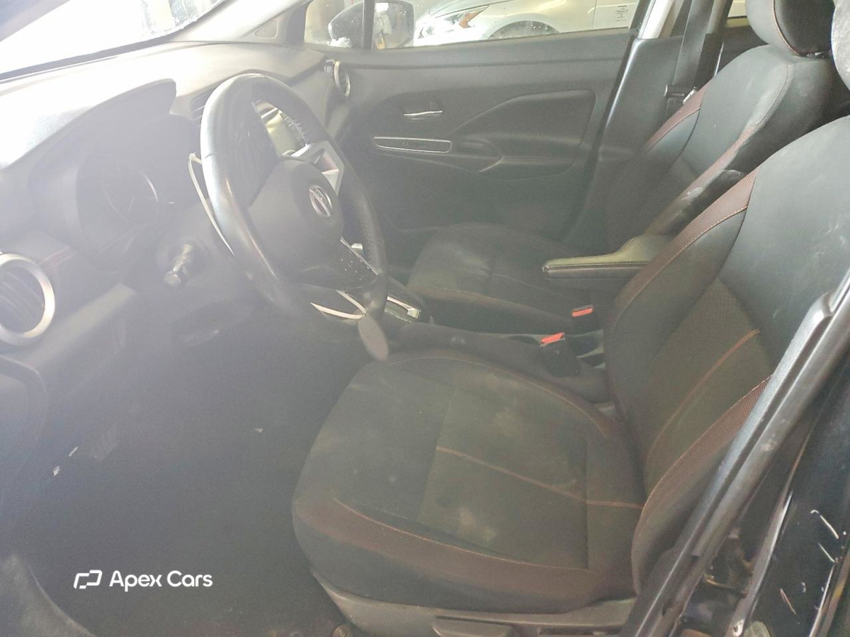 Nissan Versa 2021