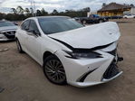 Lexus ES 2022