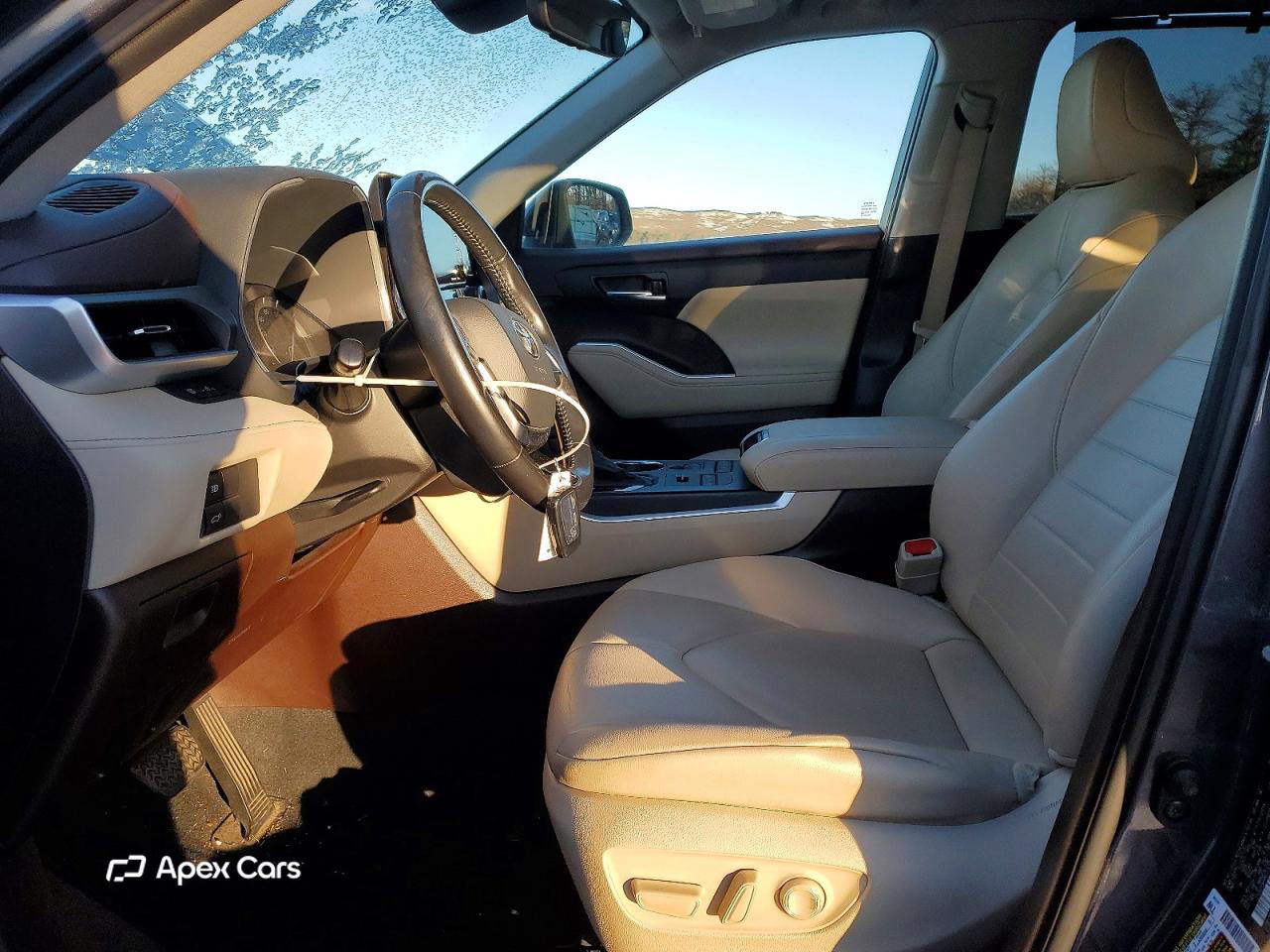 Toyota Highlander 2021