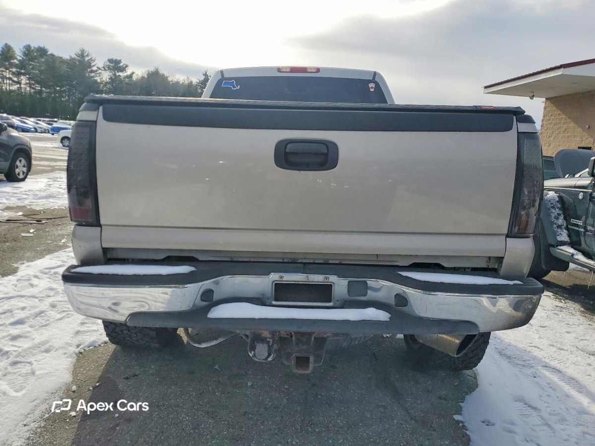 Chevrolet Silverado 2004