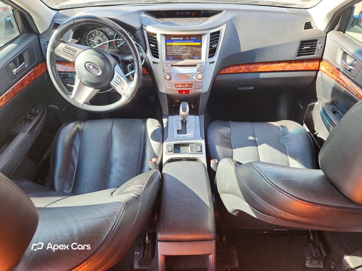 Subaru Outback 2011