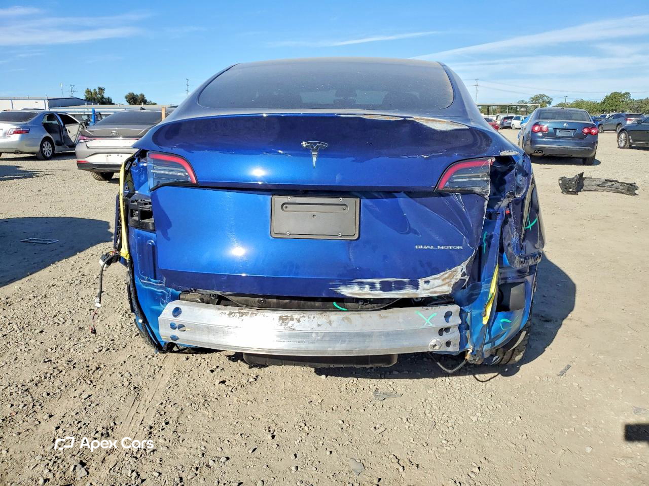 Tesla Model Y 2023