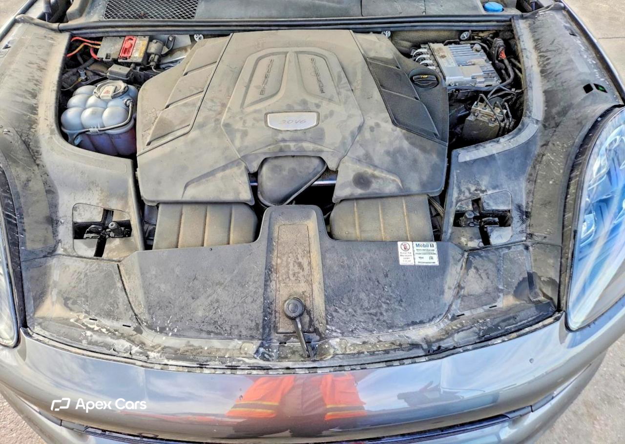 Porsche Cayenne 2020