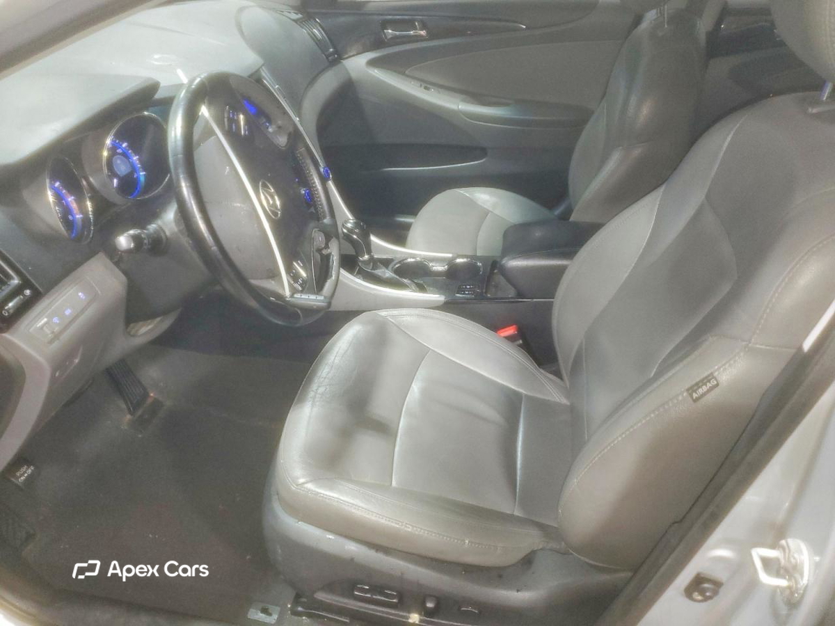 Hyundai Sonata 2011