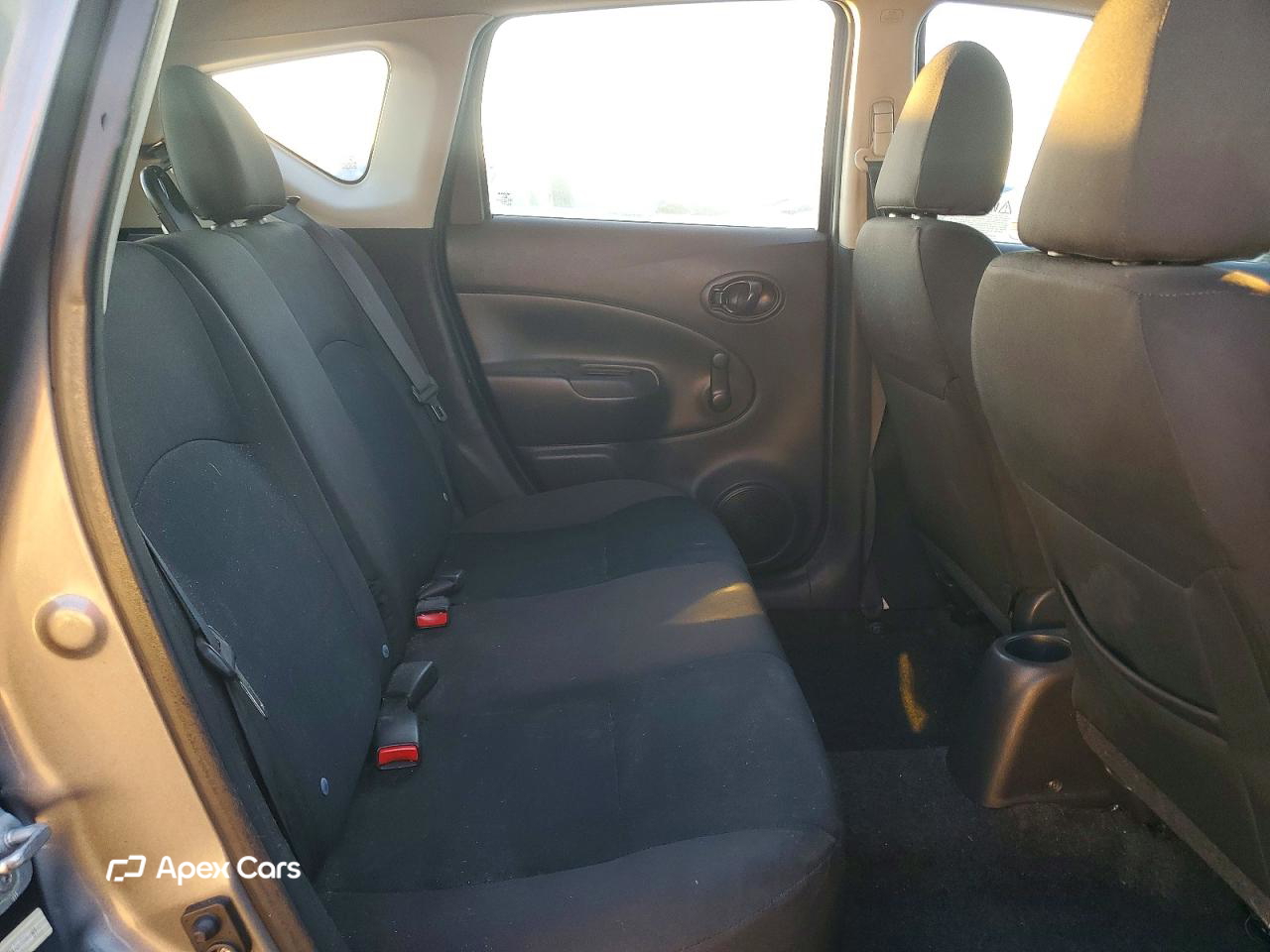 Nissan Versa 2016