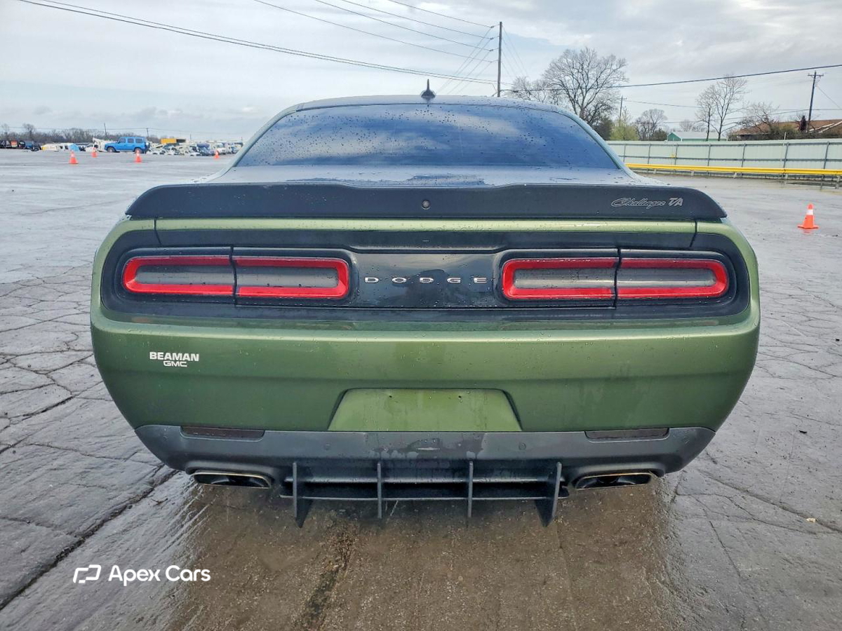 Dodge Challenger 2021