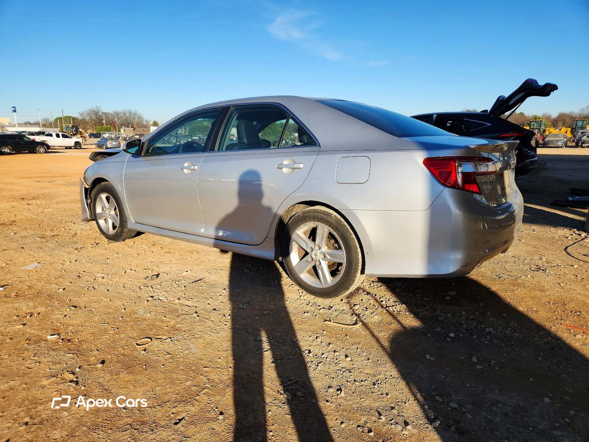 Toyota Camry 2012
