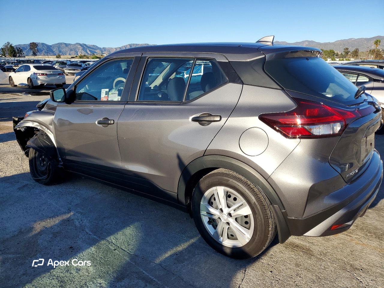 Nissan Kicks 2025