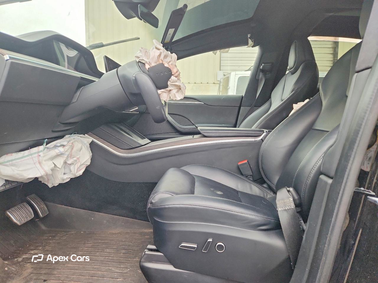 Tesla Model X 2022