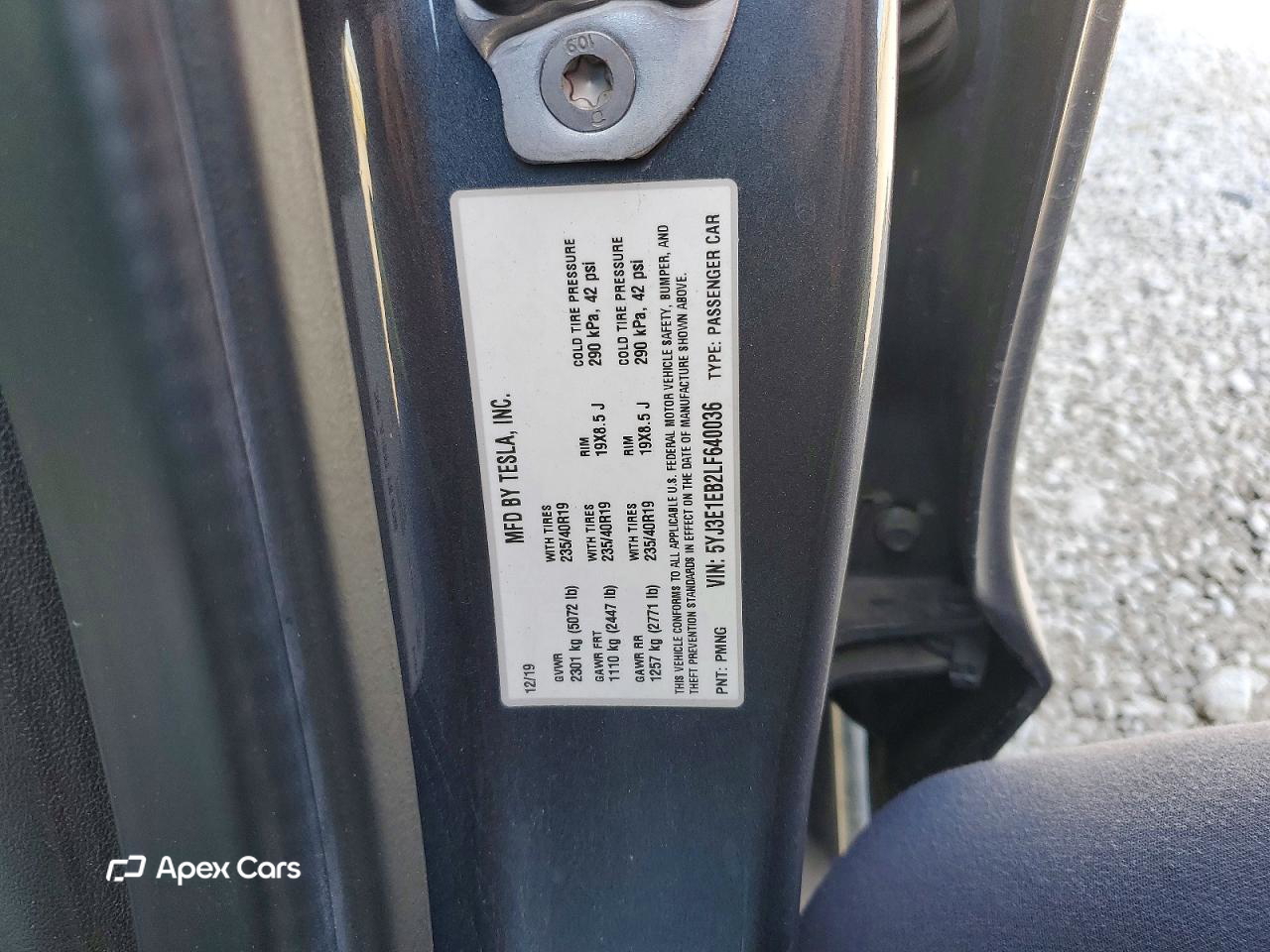 Tesla Model 3 2020
