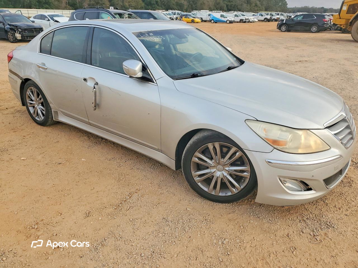 Hyundai Genesis 2012