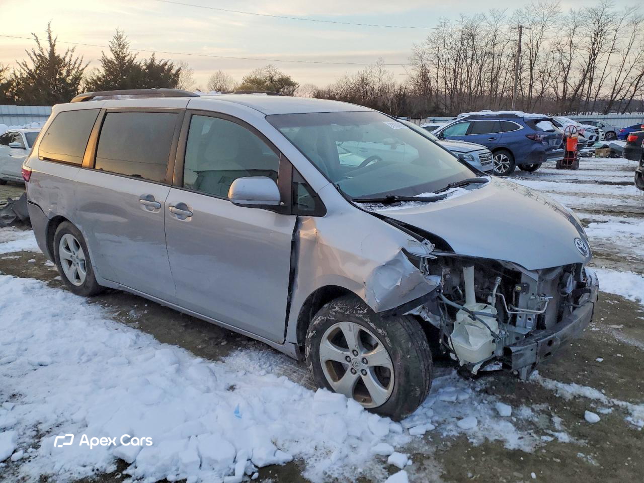 Toyota Sienna 2016