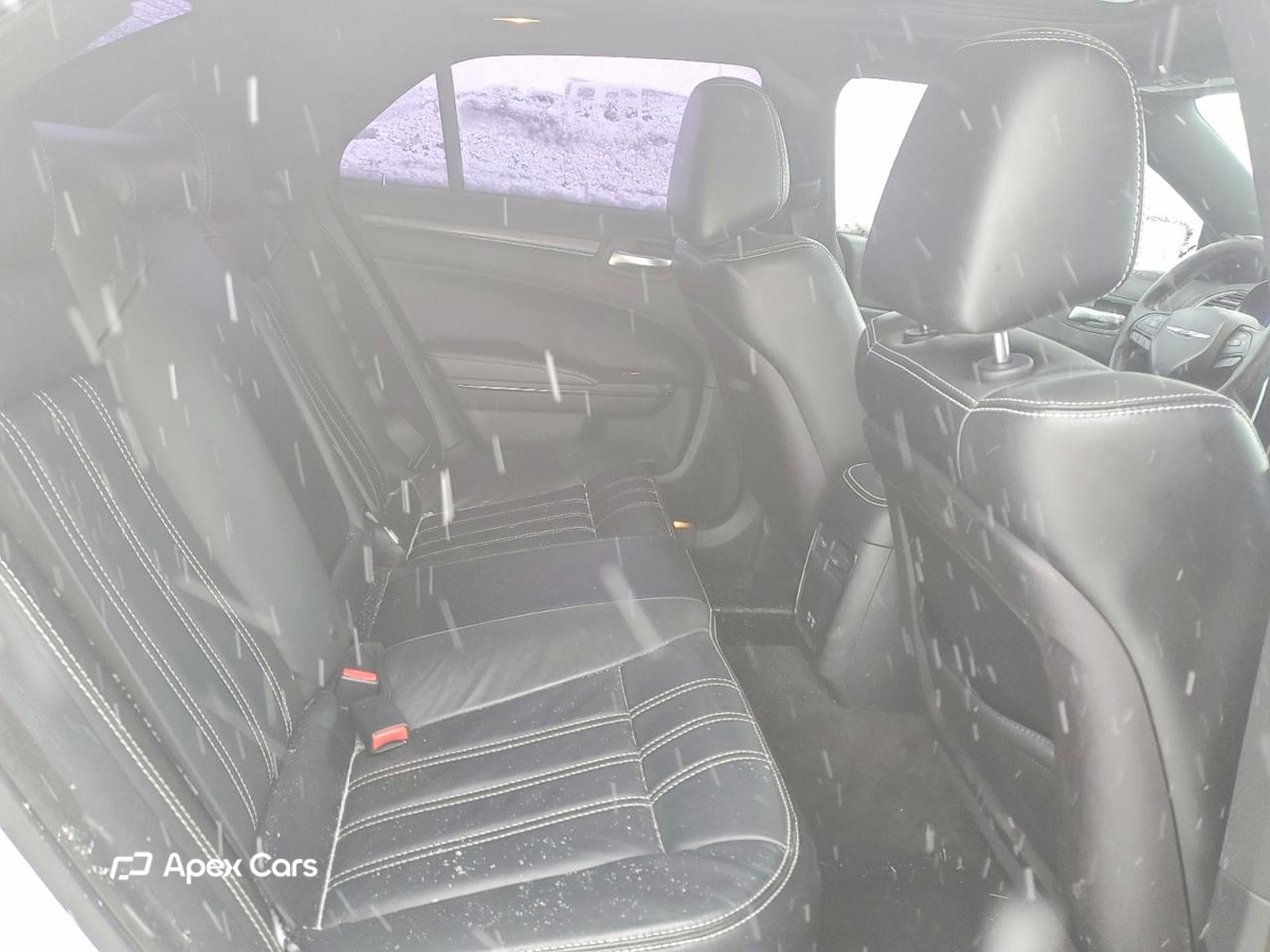 Chrysler 300 2016