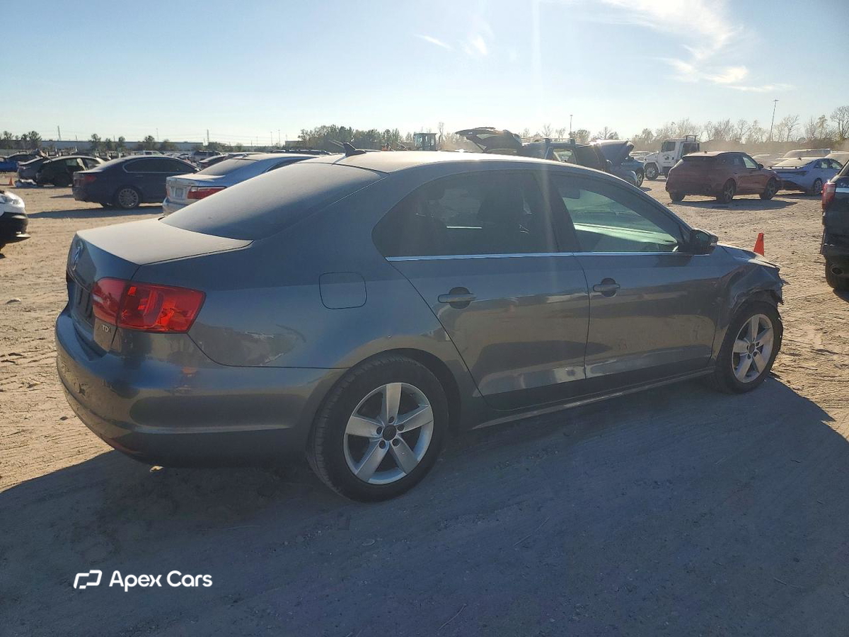 Volkswagen Jetta 2013