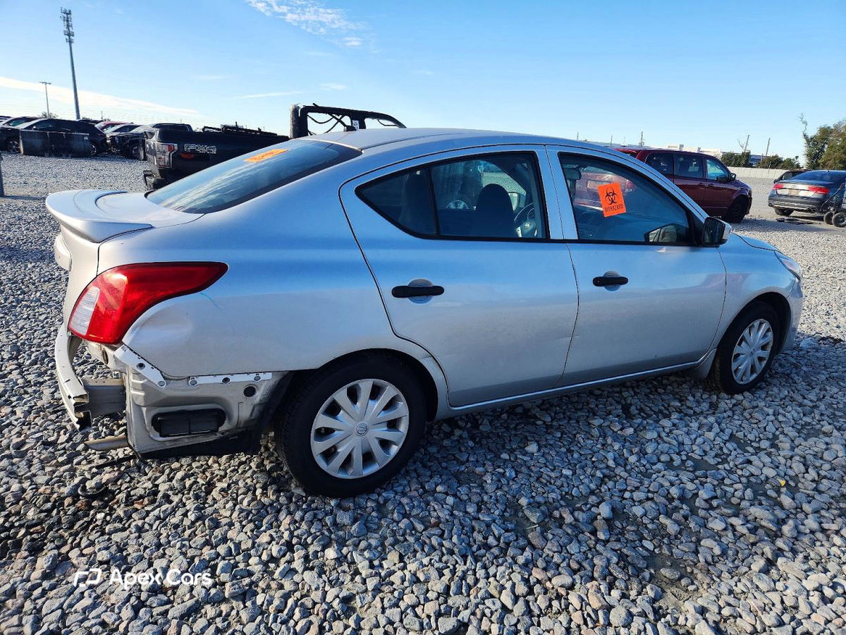 Nissan Versa 2017