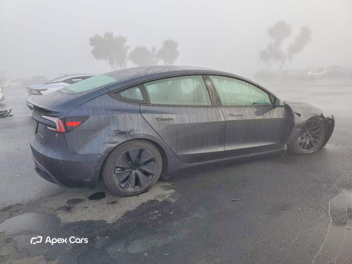 Tesla Model 3 2025