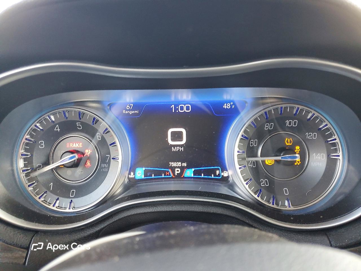 Chrysler 300 2022