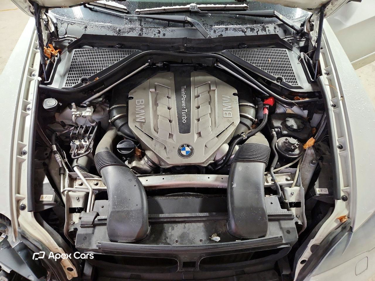 BMW X5 2011