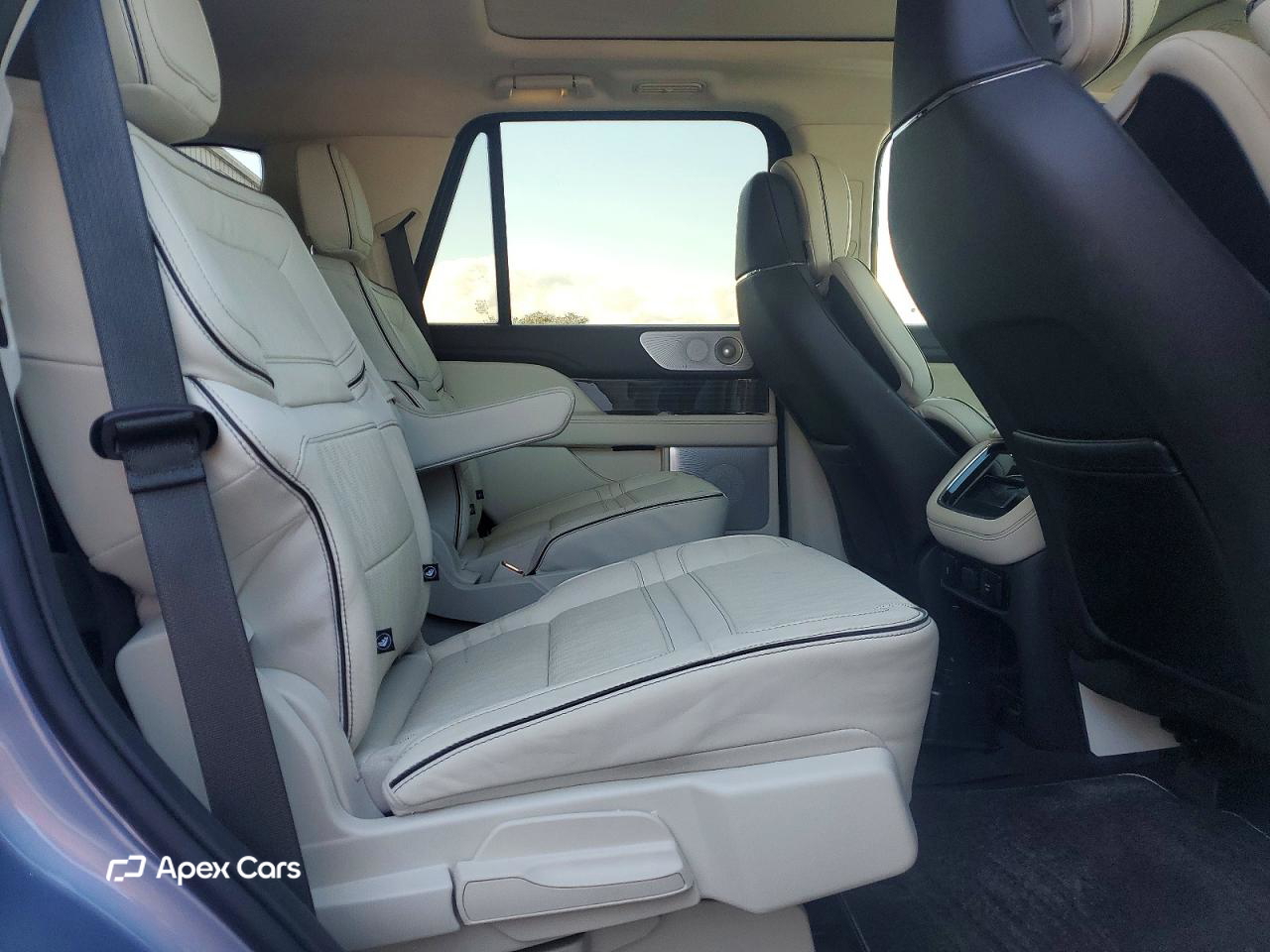 Lincoln Navigator 2024