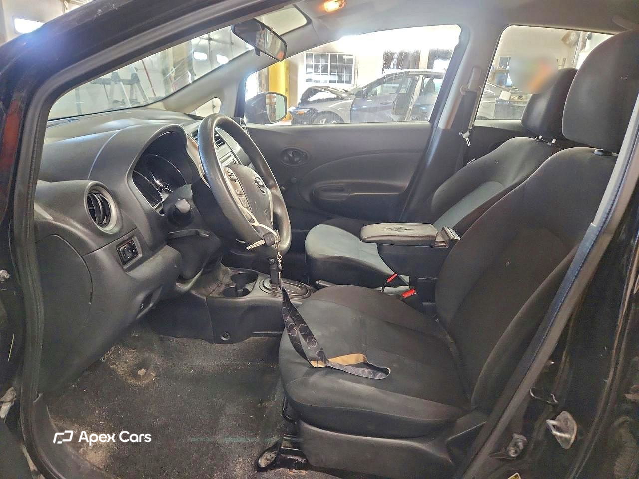Nissan Versa 2015