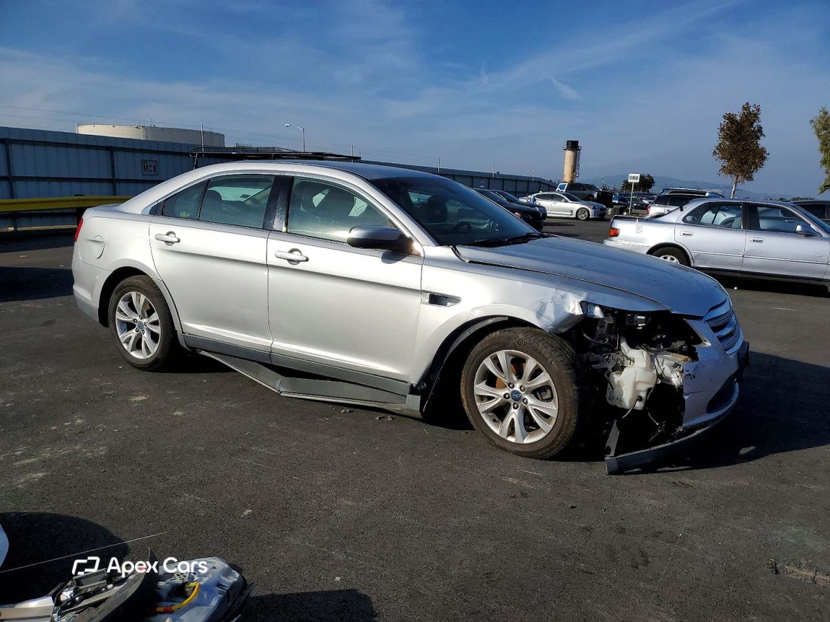 Ford Taurus 2010