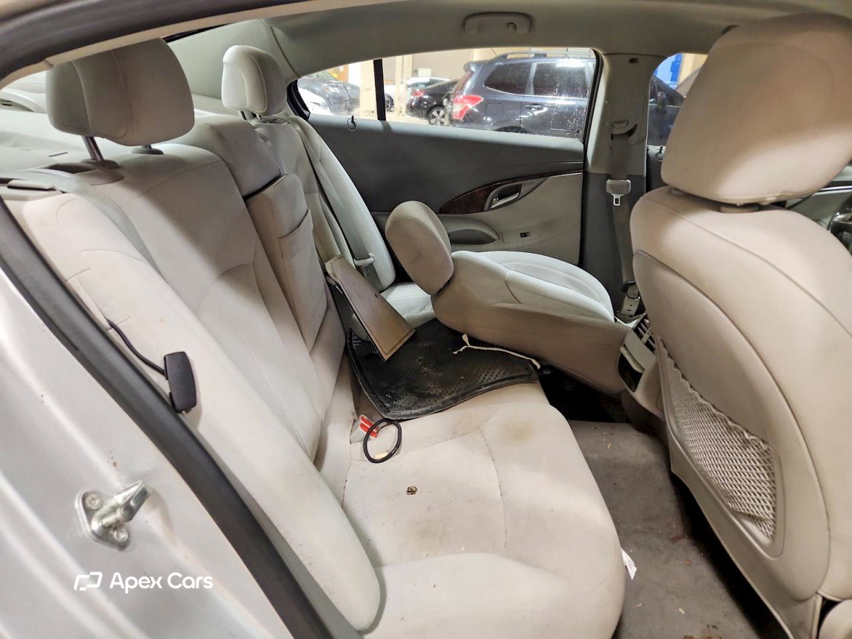 Buick LaCrosse 2012