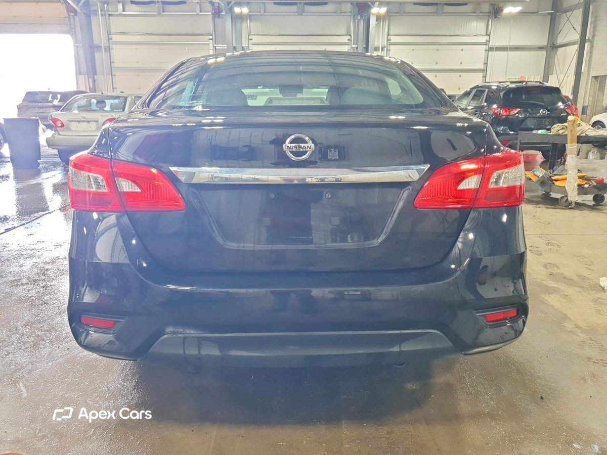 Nissan Sentra 2019