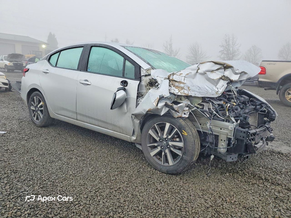 Nissan Versa 2021
