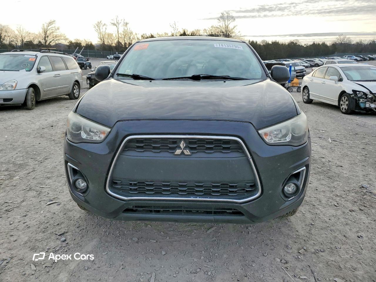 Mitsubishi Outlander 2015