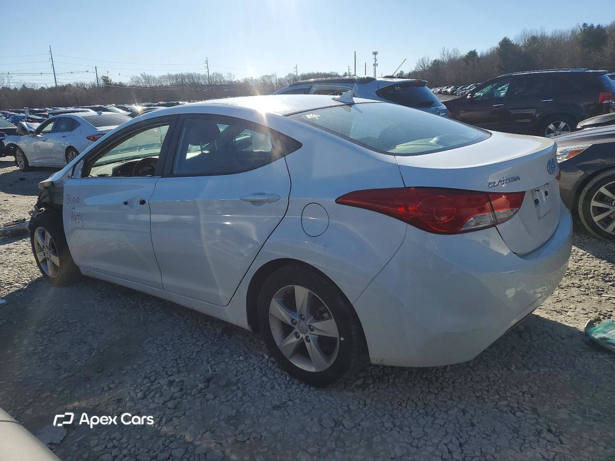 Hyundai Elantra 2013