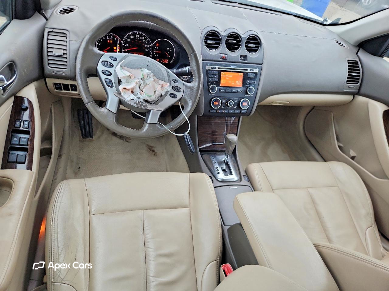 Nissan Altima 2011