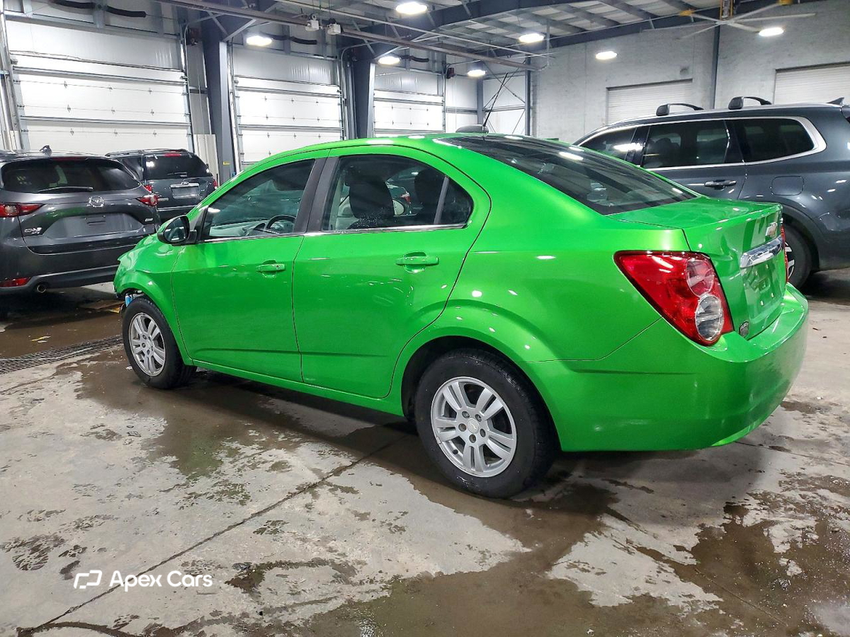 Chevrolet Sonic 2015