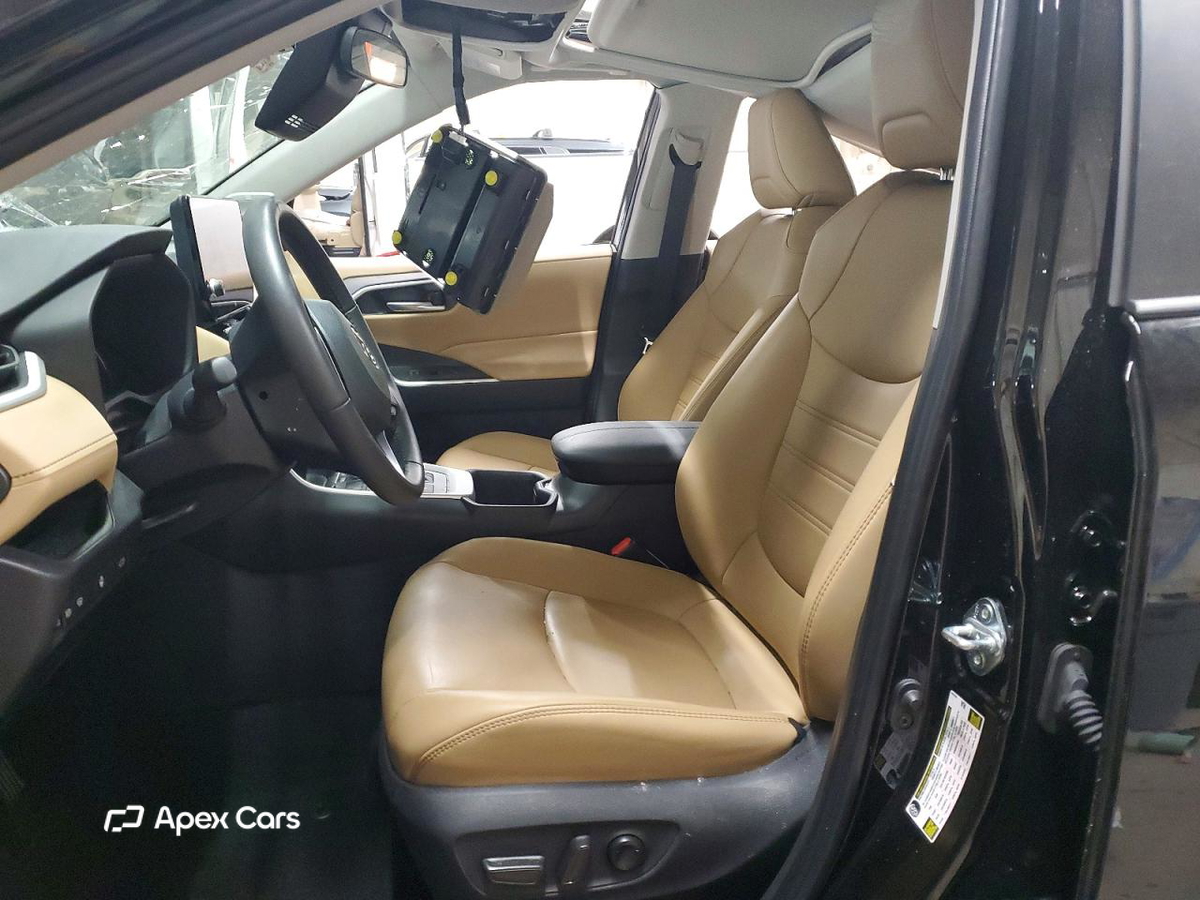 Toyota RAV 4 2024